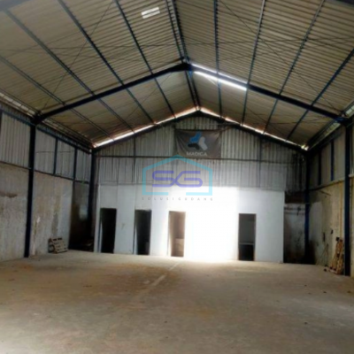 Disewakan Gudang Akses Container di Pinggir Jalan Raya Musaran Sragen Luas Bangunan 367 m²