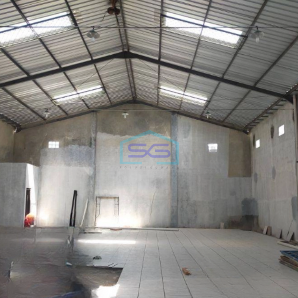 Disewakan Gudang Dekat Exit Tol Gondangrejo Karanganyar Luas Tanah  425 m²-1