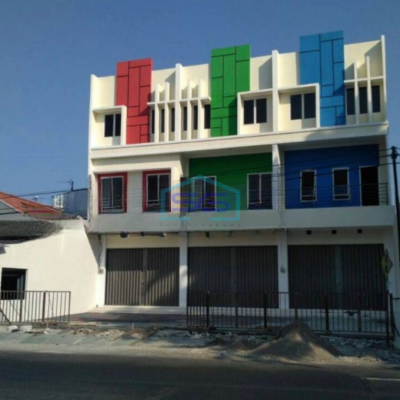 Dijual Ruko 3 Lantai Cocok Untuk Segala Usaha Luas Bangunan  140 m² di Banyuanyar Solo