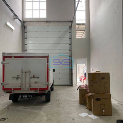 Disewakan Gudang The Store Green Lake City Jakarta Barat Akses Tol Karang Tengah Masuk Kontener