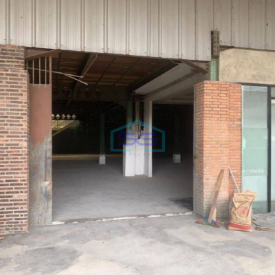 Disewakan Gudang 2 Lantai Cipondoh Kavling Dpr Luas 800m2 Masuk Kontainer Tangerang