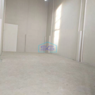 Dijual Murah Gudang The Store Green Lake City Jakarta Barat LT 120m2