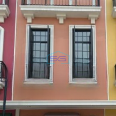 Dijual Ruko 3 Lantai Luas Bangunan  270 m² di Pantai Indah Kapuk 2 Jakarta Utara