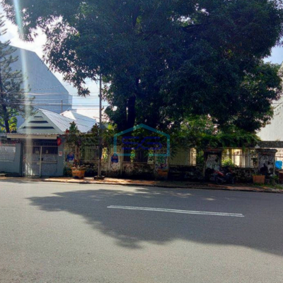 Dijual Tanah Strategis Pinggir Jalan Luas 1000m2 Pusat kota Makassar