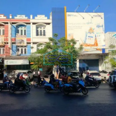 Dijual Ruko strategis Jl. Hasanuddin, Gowa. Samping Bank Mandiri