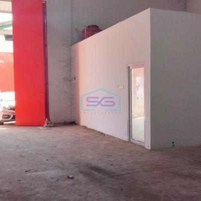 Disewakan Gudang SHM Luas Bangunan 900m2 Lokasi Poros Jl. Ir. Sutami Makassar
