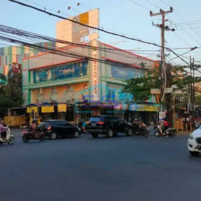 Dijual Gedung Ruang Usaha di Jl. Pengayoman, SHM, siap pakai.