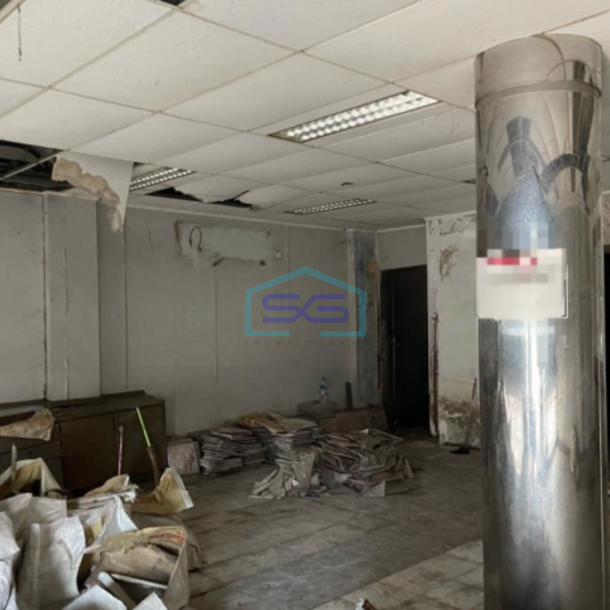 Disewakan Ruko 3 Lantai Luas Tanah 180 m² Lokasi Semarang-1