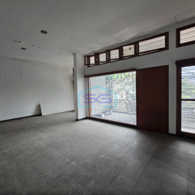 Disewakan Ruko Luas Bangunan 774 m² Lokasi Semarang-3