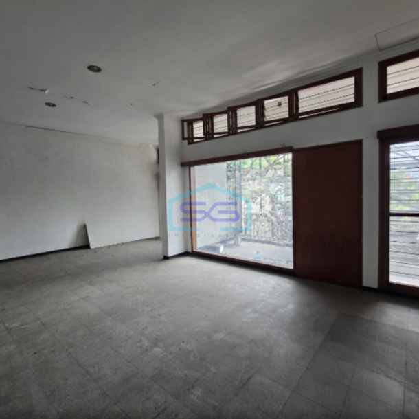 Disewakan Ruko Luas Bangunan 774 m² Lokasi Semarang-3