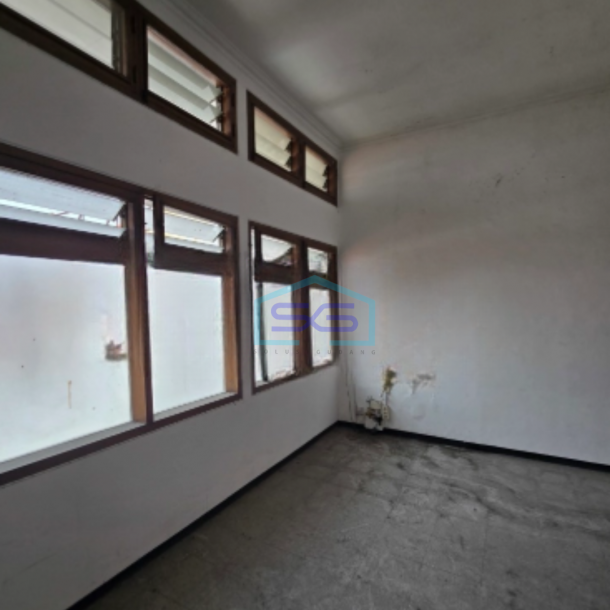 Disewakan Ruko Luas Bangunan 774 m² Lokasi Semarang-2