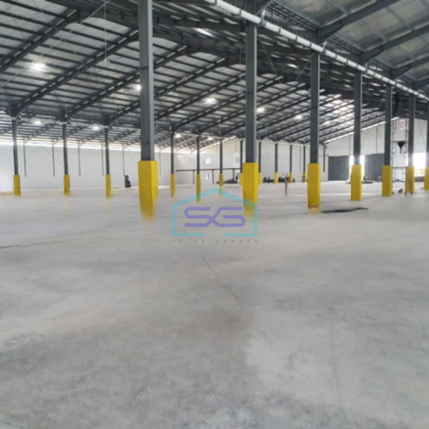 Disewakan Gudang Ada Loading Dock Luas Tanah  13000 m² Lokasi Bebas Banjir di Ngaliyan Semarang-2