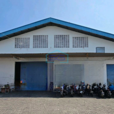 Disewakan Gudang  Lokasi Bebas Banjir Siap Huni di Semarang Tengah Akses Tronton