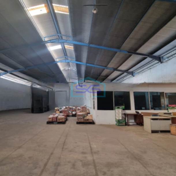 Disewakan Gudang Luas Bangunan 1728 m² Lokasi Semarang Barat-3