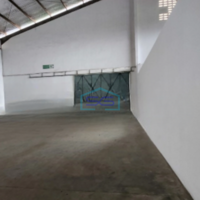 Disewakan Gudang Ada Loading Dock Luas Tanah 2400 m² Lokasi Semarang Barat