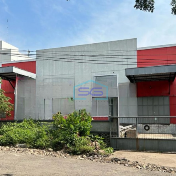 Disewakan Gudang Luas Bangunan 2050 m² Lokasi Bebas Banjir di Ngaliyan Semarang-1