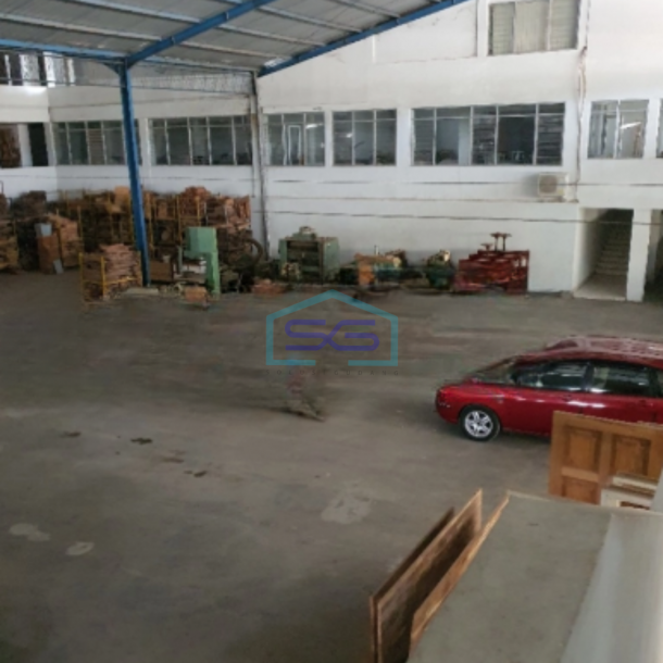 Disewakan Gudang Lokasi Strategis Butuh Renovasi di Tugu Semarang-3