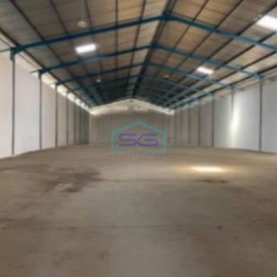 Disewakan Gudang Luas Bangunan 1500 m² Lokasi Strategis di Ngaliyan Semarang