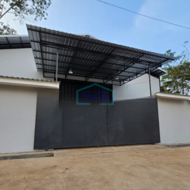 Disewakan Gudang Ada Kantor Luas Tanah  500 m² Lokasi Semarang Barat-3