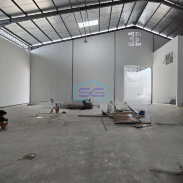 Disewakan Gudang Luas Bangunan 1600 m² Lokasi Ngaliyan Semarang-1