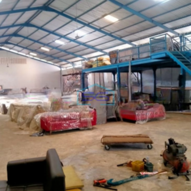 Dijual Gudang Lokasi Strategis Luas Bangunan  1500 m² di Ngaliyan Semarang-3