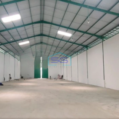 Disewakan Gudang Luas Bangunan  1020 m² Lokasi Strategis di Ngaliyan Semarang