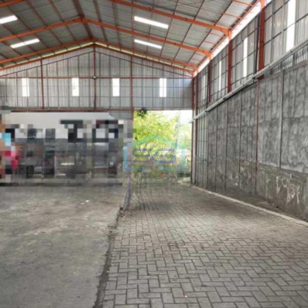Disewakan Gudang Terdapat Loading Dock Siap Pakai di Semarang Barat-3