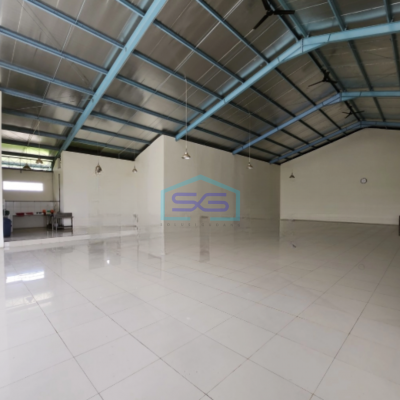 Disewakan Gudang luas Bangunan  4860 m² Lokasi Kendal Jawa Tengah