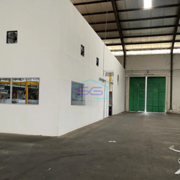 Disewakan Gudang Siap Pakai Terawat Luas Bangunan  10160 m² Lokasi Semarang-1