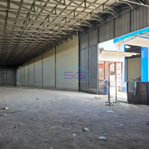 Disewakan Gudang Luas Bangunan 1300 m² Lokasi Strategis di Ngaliyan Semarang-1