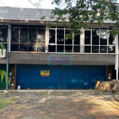 Disewakan Ruko 2 Lantai Siap Pakai Luas Bangunan 250 m² Lokasi Semarang