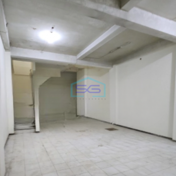 Disewakan Ruko Lokasi Straetgis Luas Bangunan 500 m² DI Mataram Semarang-2