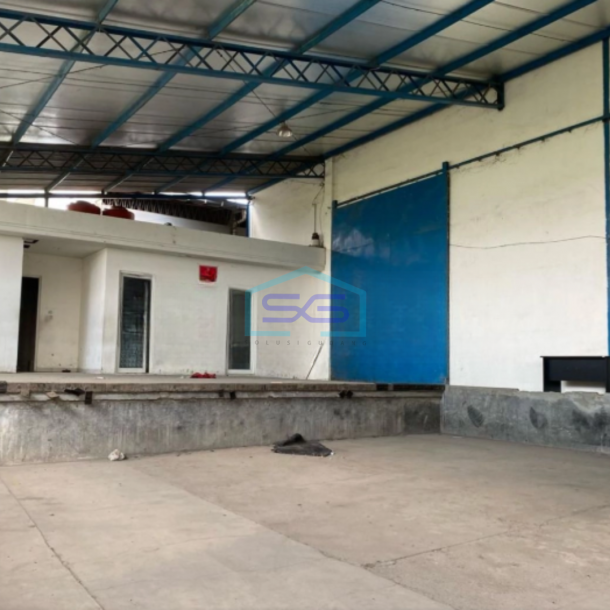 Disewakan Gudang Ada Loading Dock Luas Bangunan  2800 m² Lokasi Semarang Barat-3