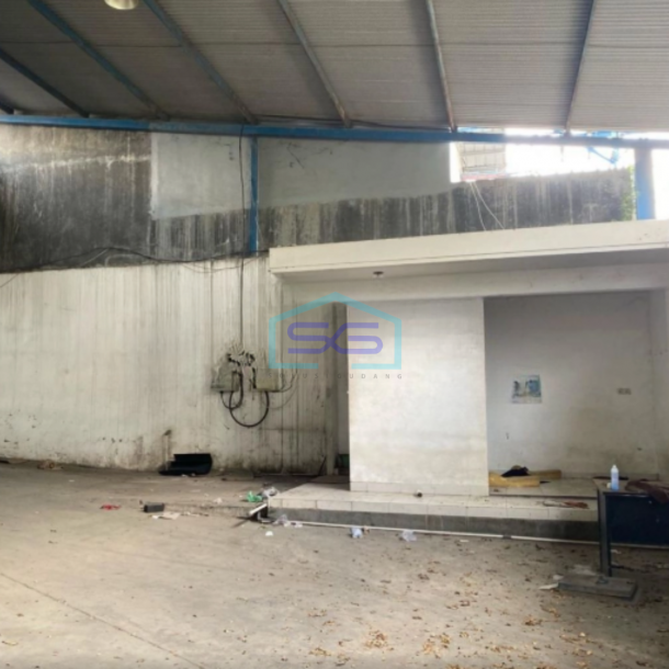 Disewakan Gudang Ada Loading Dock Luas Bangunan  2800 m² Lokasi Semarang Barat-1
