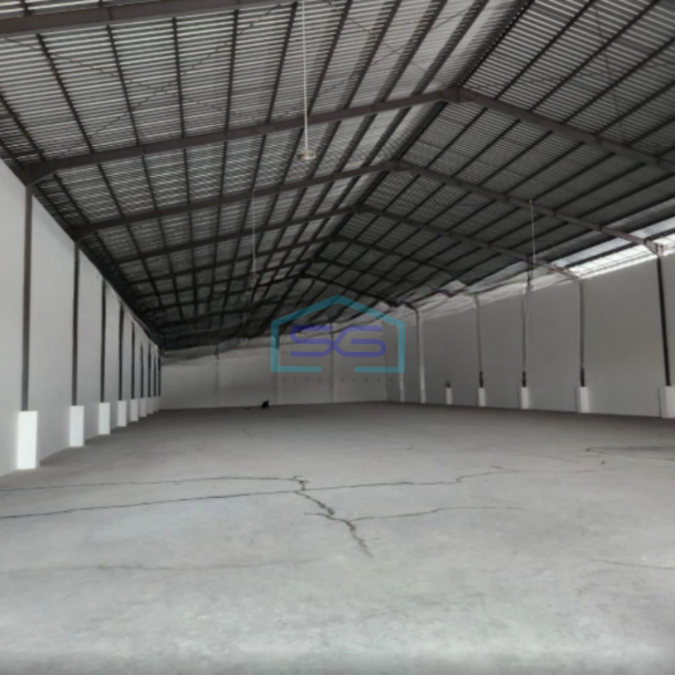 Disewakan Gudang Luas Bangunan  1550 m² Lokasi Strategis di Semarang Barat-4