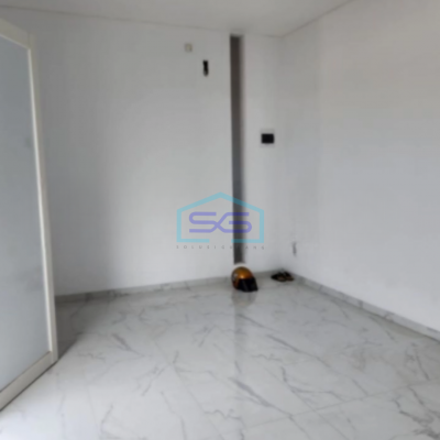 Disewakan Gudang Luas Bangunan  1550 m² Lokasi Strategis di Semarang Barat