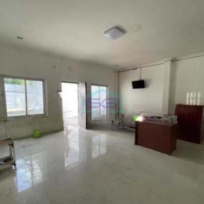 Disewakan Gudang Siap Pakai Luas Bangunan 800 m2 Lokasi Strategis di Semarang