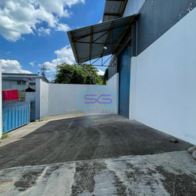 Disewakan Gudang Siap Pakai Luas Bangunan 800 m2 Lokasi Strategis di Semarang