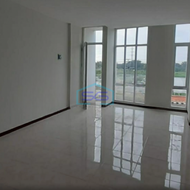 Disewakan Ruko Luas Bangunan  204 m² Lokasi Semarang-3