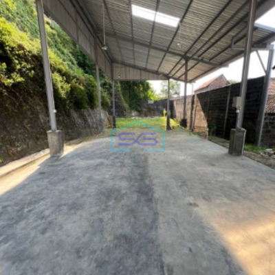 Dijual Tanah Strategis Pinggir Jalan Raya Sudah Ada Bangunan Kantor Cocok Untuk Berbagai Usaha Semarang Barat LT 2302m2