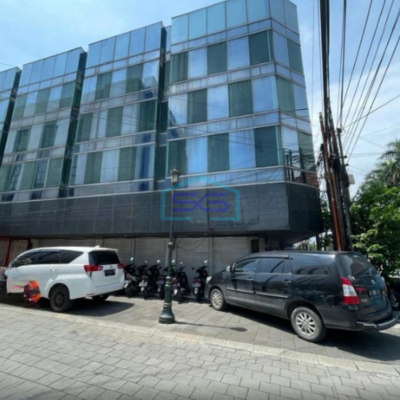 Dijual Ruko 3 lantai ex Bank Lokasi hook di Semarang Tengah Luas Tanah 243m2