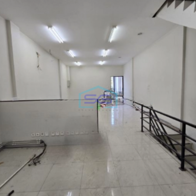 Dijual Ruko 3 lantai Bagus SHM Luas Tanah 214m2 di Jl Sriwijaya Candisari Semarang-5