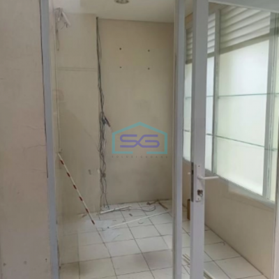 Disewakan Ruko 2 Lantai Luas Bangunan 360m2 di Jl Beteng Semarang-4