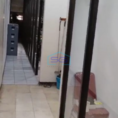 Disewakan Ruko 2 Lantai Luas Bangunan 360m2 di Jl Beteng Semarang-2