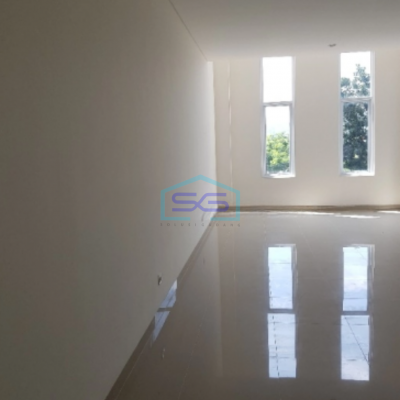Dijual Ruko Paramount 2 Lantai Siap Pakai Pinggir Jalan Raya Simongan Semarang LB 105m2-2