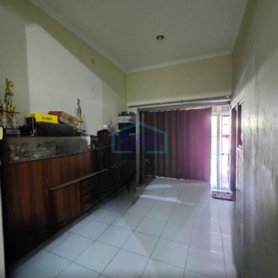 Dijual Ruko 2 Lantai Butuh Renovasi Luas Bangunan 250m2 Tengah Kota Semarang SHM-2