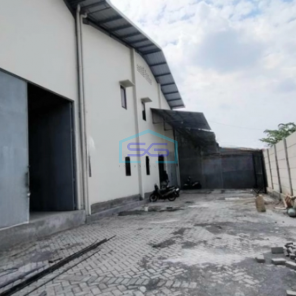 Disewakan Gudang Bagus Siap Pakai Area Parkir Sangat Luas Di Kawasan Industri Ngaliyan Semarang LB 714m2-1