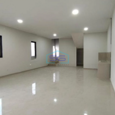 Disewakan Gudang Bagus Siap Pakai Area Parkir Sangat Luas Di Kawasan Industri Ngaliyan Semarang LB 714m2