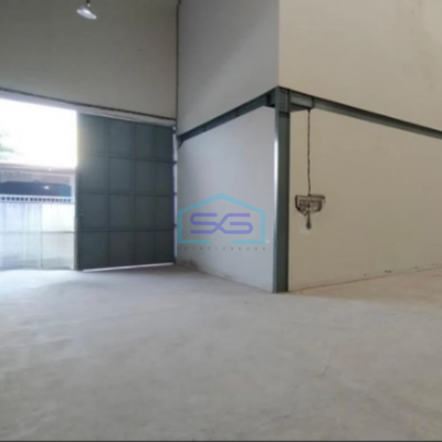 Disewakan Gudang Bagus Siap Pakai Area Parkir Sangat Luas Di Kawasan Industri Ngaliyan Semarang LB 714m2