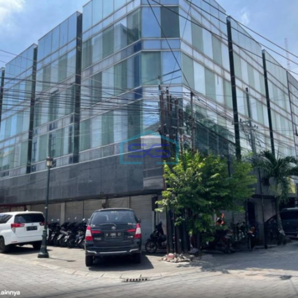 Disewakan Ruko 3 Lantai Ex Bank Hook di Semarang Tengah LB 828m2-1